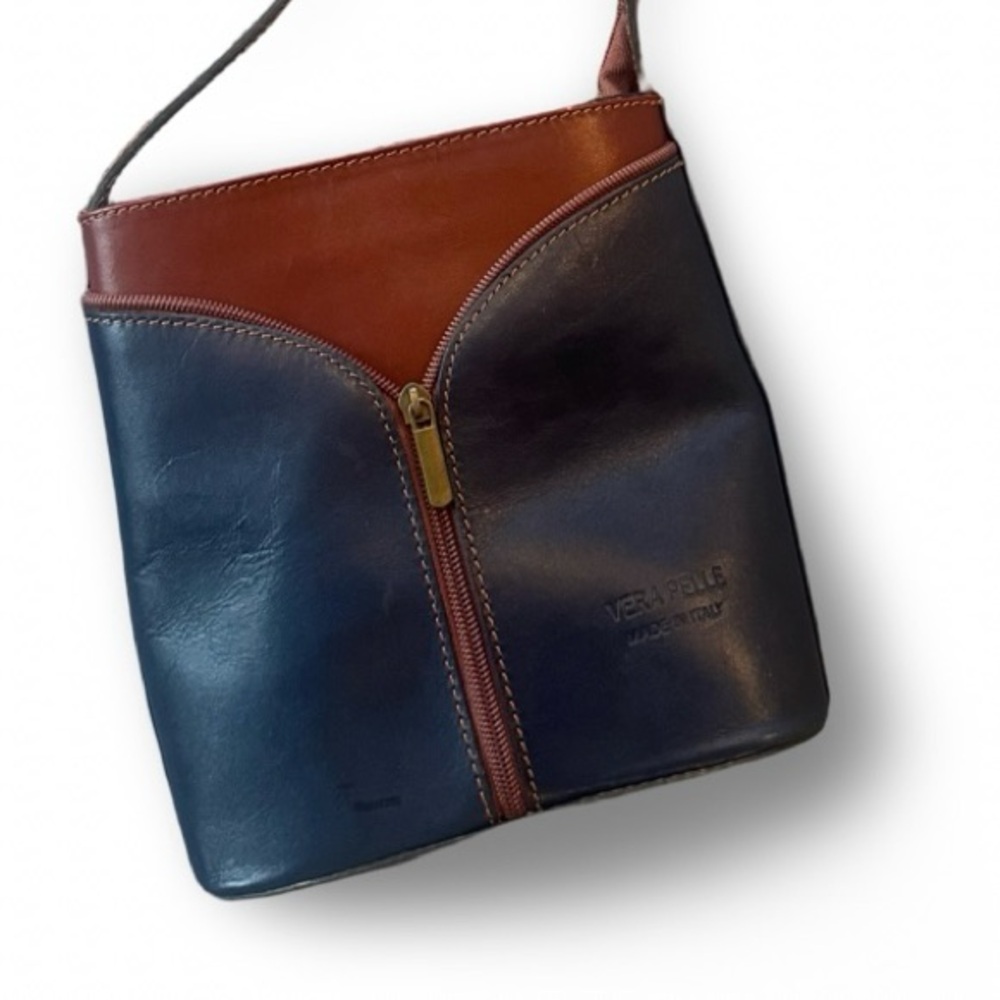 Vera Pelle Blue and Brown Leather Messenger Bag Sleek Design